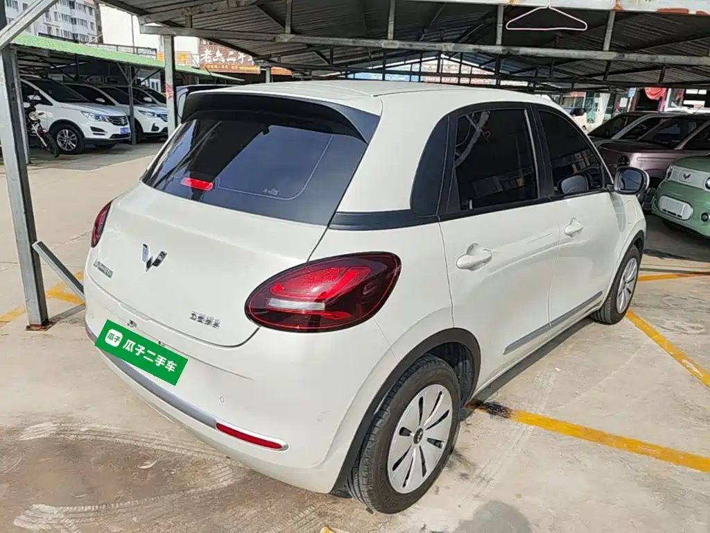 Wuling Motors Wuling Bingo 2023 2023 Model 203km Lite Enjoyment Edition