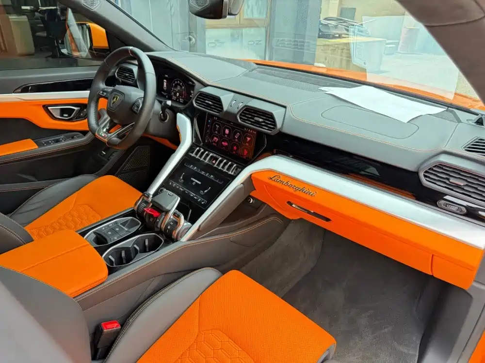 Lamborghini Urus 2023 2021 4.0T V8