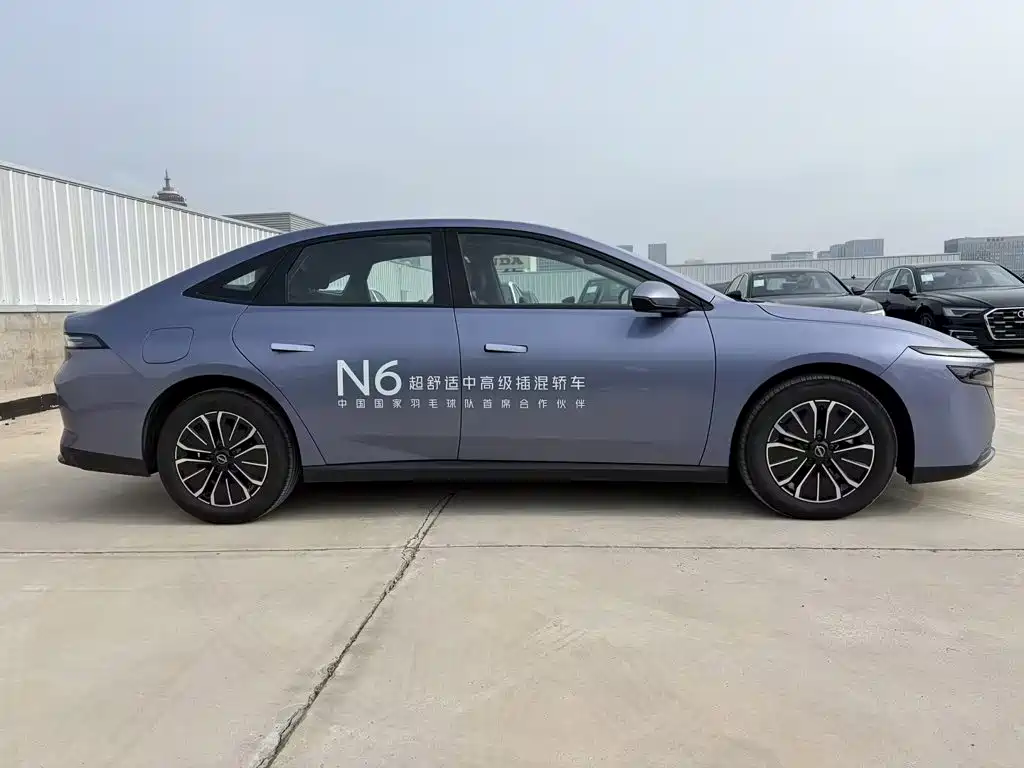 Nissan N6 2025 2025 Mid Configuration