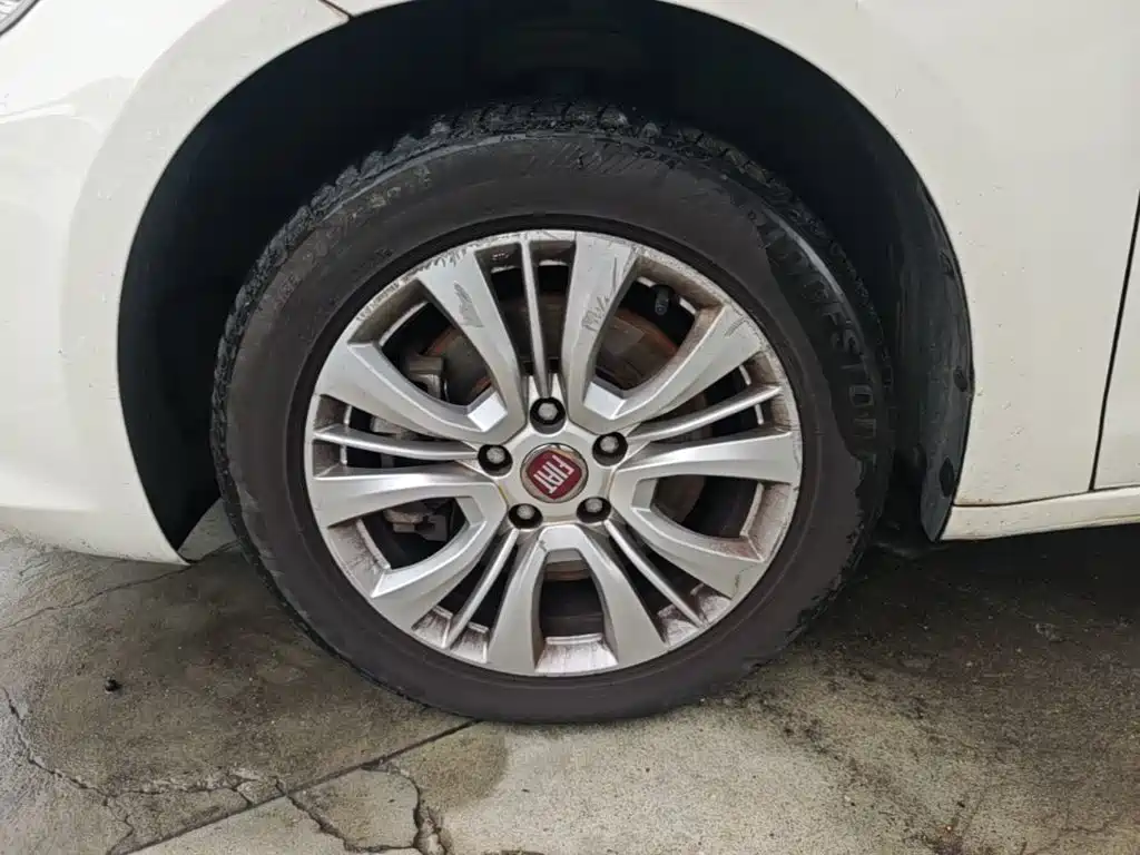 Fiat Viaggio 2015 2015 1.4T Auto Sport Edition