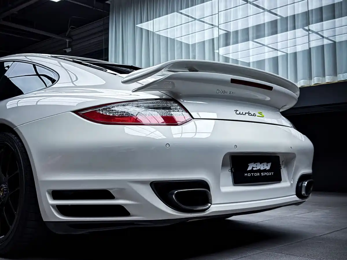 Porsche 911 фото 7