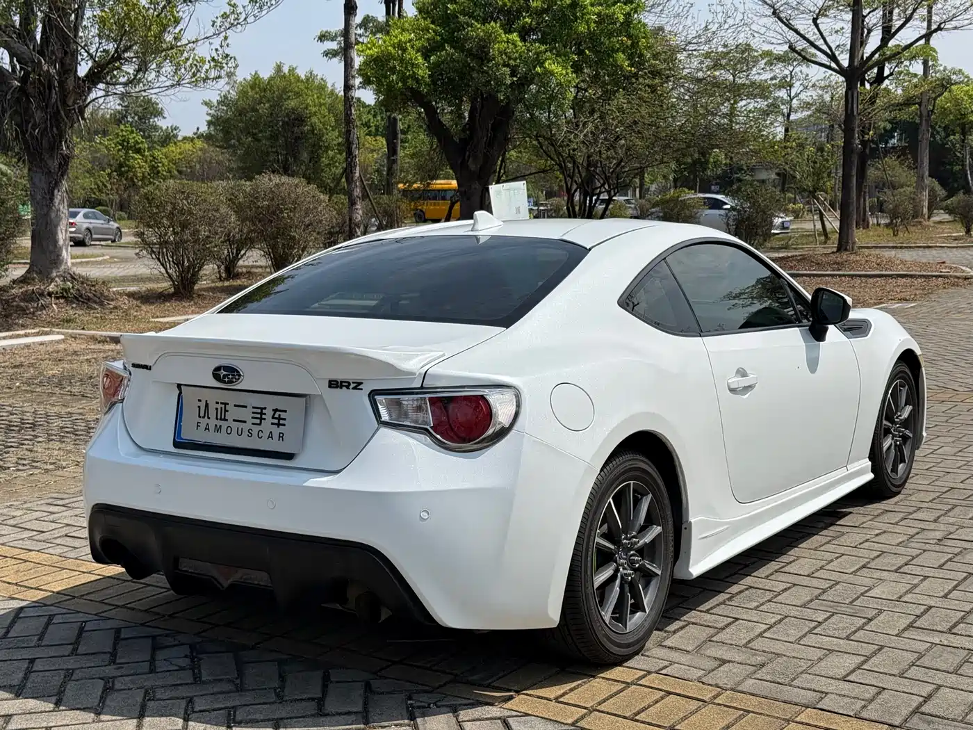 Subaru BRZ 2015 2.0i Automatic фото 15