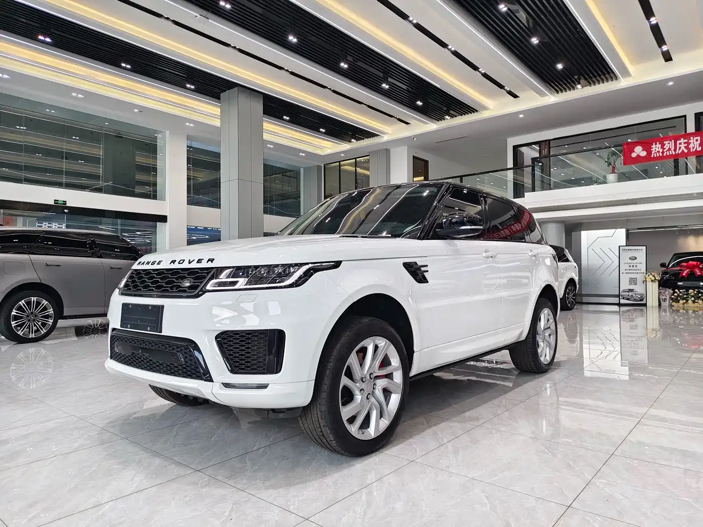  Land Rover Range Rover Sport 2020 3.0 L6 HSE DYNAMIC