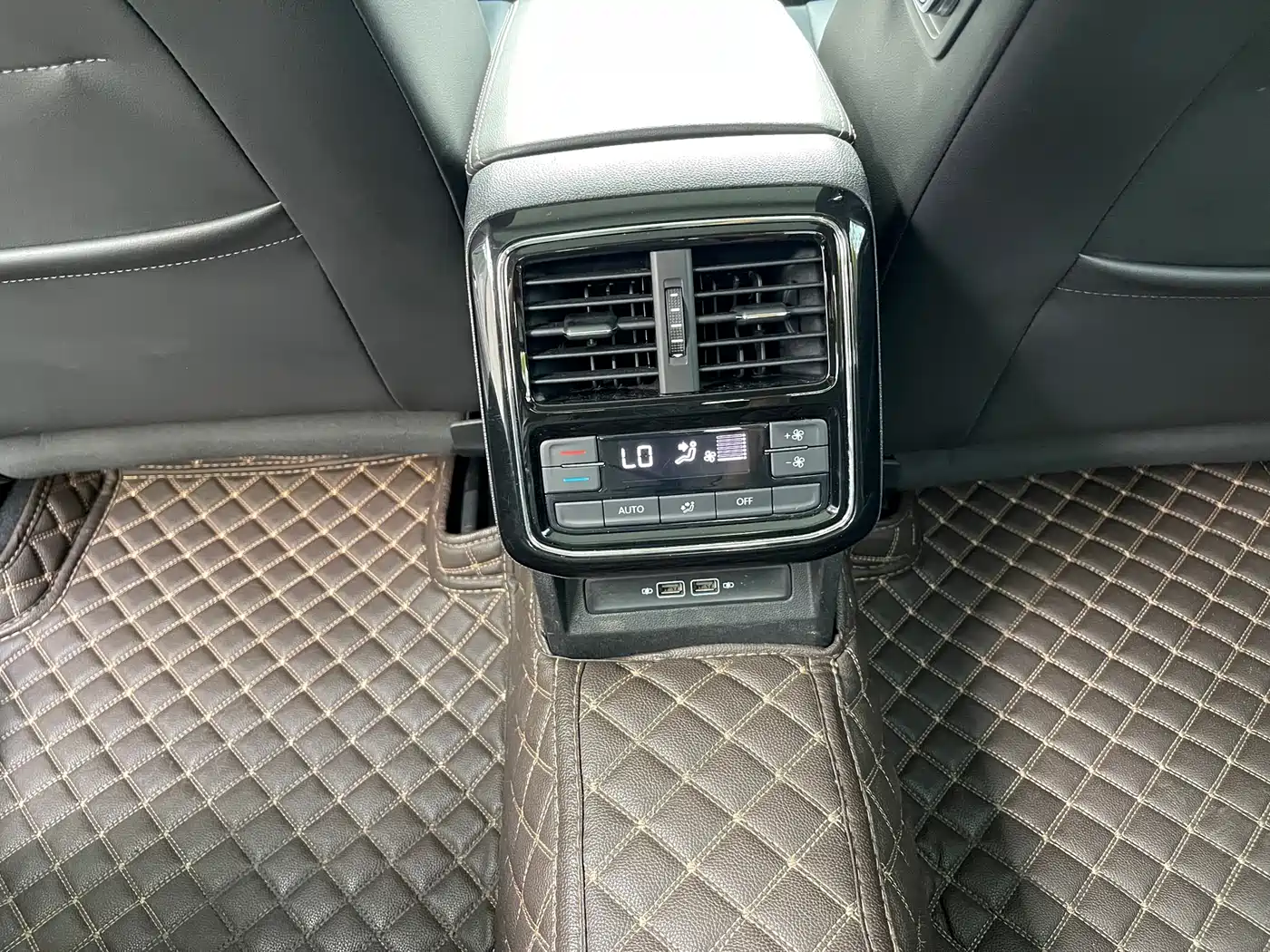 Volkswagen Passat 2019 330TSI Elite Version China VI фото 13