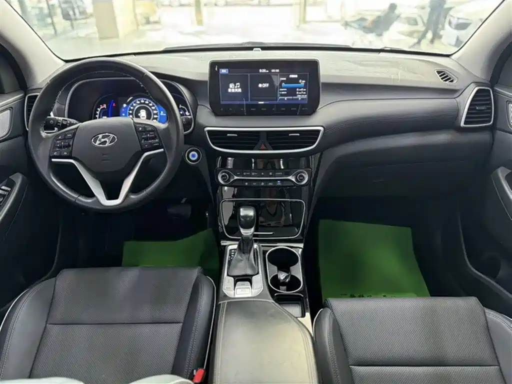 Hyundai Tucson 2019 280TGDi Dual-clutch 2WD Fashion Edition China VI фото 11