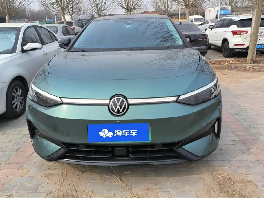 VOLKSWAGEN ID.7 VIZZION