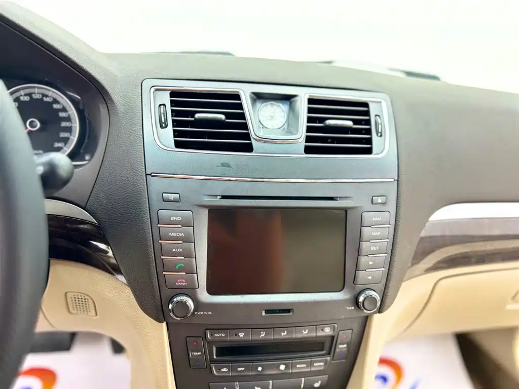 Roewe 750 2014 2011 1.8T 750D NAVI Shangya Edition AT