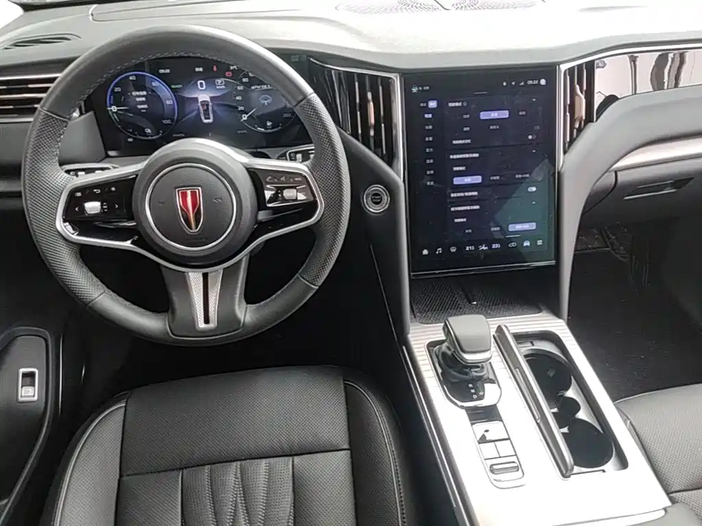 Hongqi HS7 PHEV 2024 2.0T PHEV 4WD Flagship Edition 6-seater фото 16
