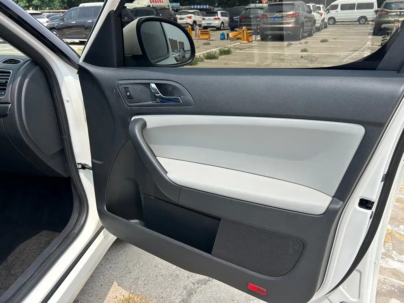 Škoda Yeti 2017 TSI280 DSG Advance фото 25