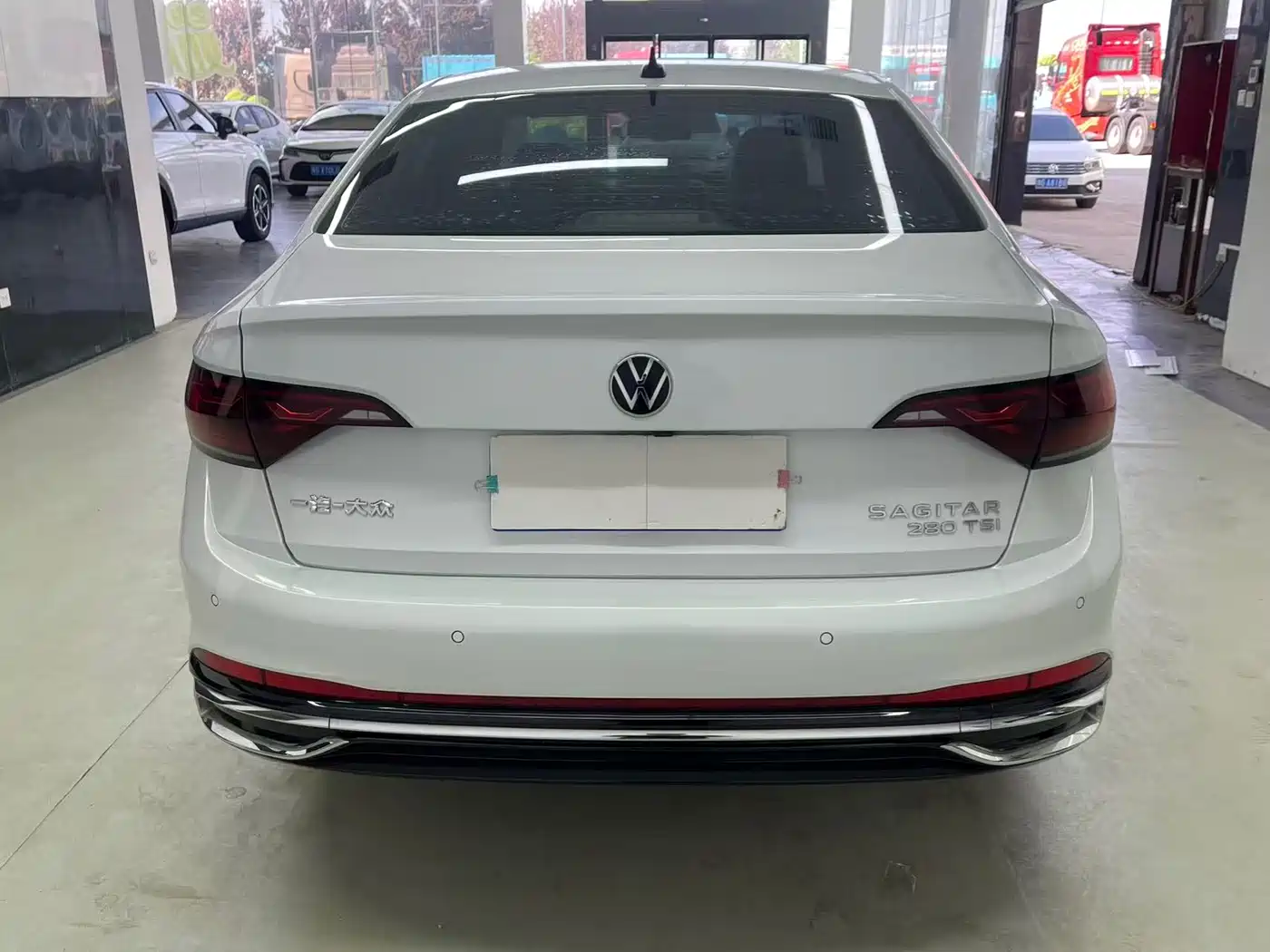 Volkswagen Sagitar 2023 280TSI DSG Beyond Lite фото 5