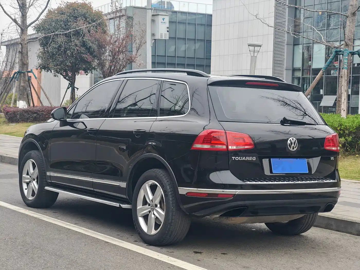 Volkswagen Touareg 2017 3.0TSI Explorer Edition фото 3