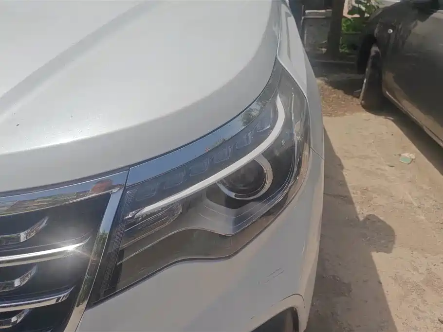 Kia Sportage 2019 2.0L Automatic Smart Luxury Edition фото 5