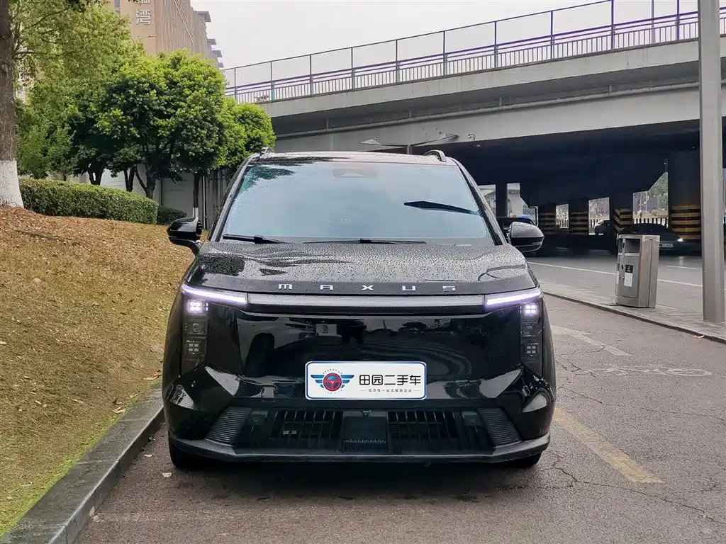 SAIC MAXUS EVERYONE 7