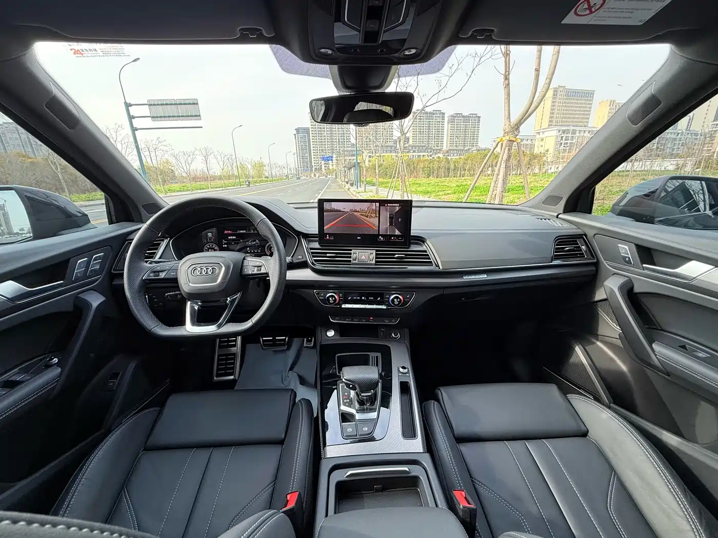Audi Q5L 2024 Model 45 TFSI Luxury Dynamic фото 12