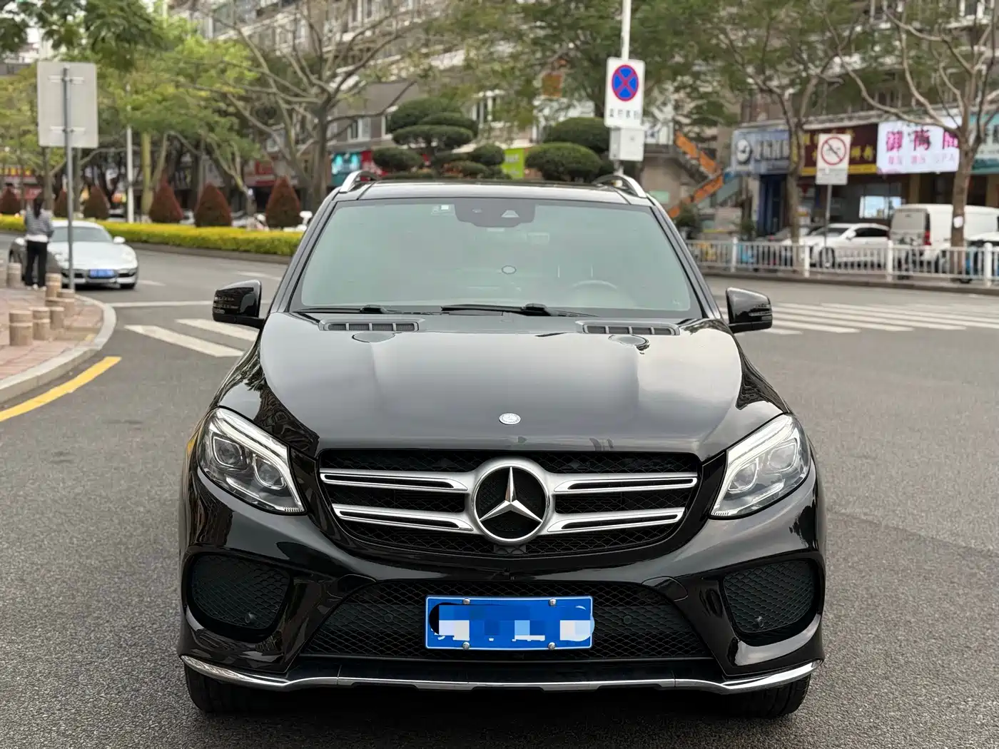 MERCEDES-BENZ GLE