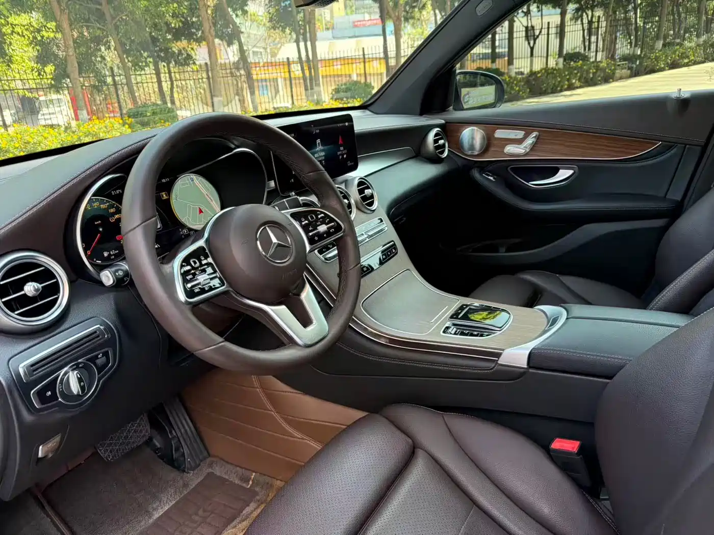 Mercedes-Benz GLC 2020 GLC 300 L 4MATIC Luxury фото 22
