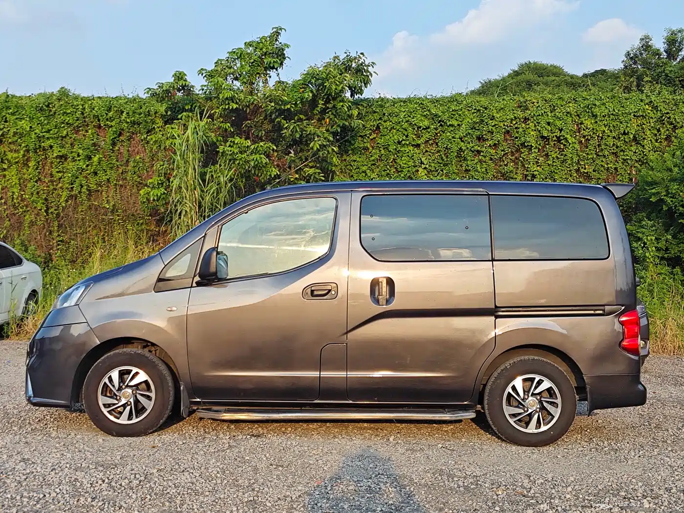 Nissan NV200 2017 2016 Facelift 1.6L CVT Luxury
