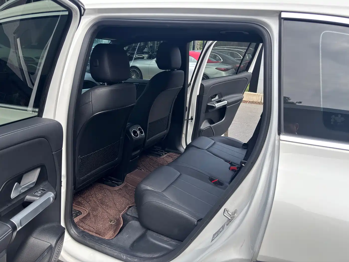 Mercedes-Benz EQB 2025 2025 EQB 260