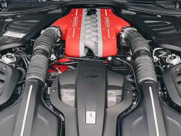 صورة 4 - Ferrari GTC4Lusso