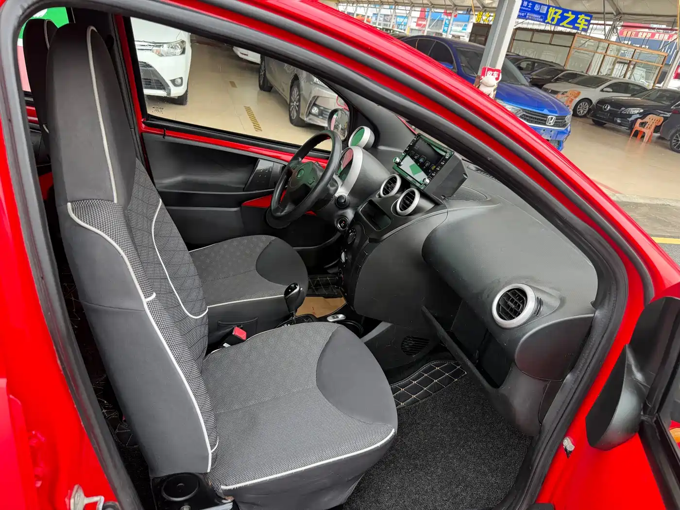 BYD F0 2016 2015 1.0L AMT Xuan Cool Edition