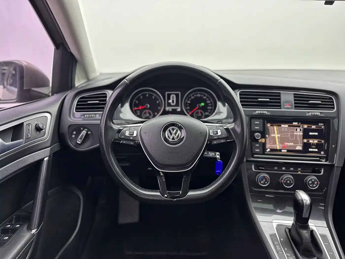 Volkswagen Golf 2019 280TSI DSG Comfort (China V) фото 11
