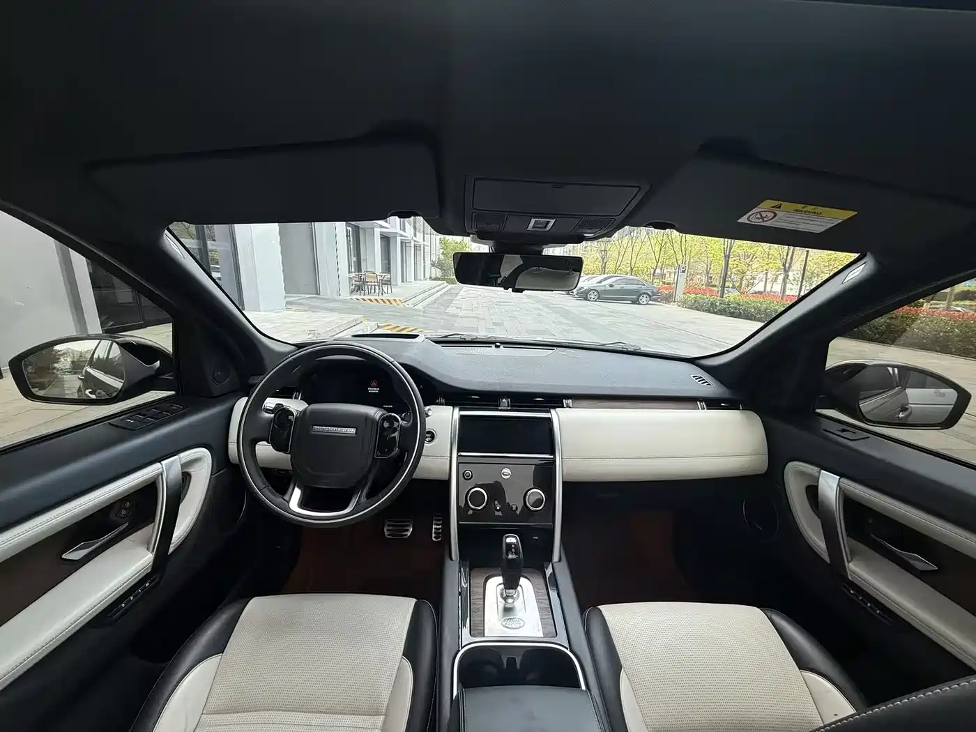 Land Rover Discovery Sport 2021 249PS R-Dynamic HSE Luxury Custom Edition фото 25