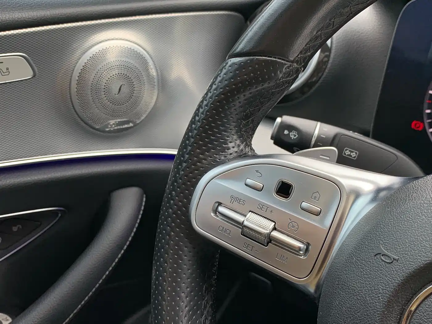 Mercedes-Benz E-Class (Import) 2020 E 260 Sport фото 24