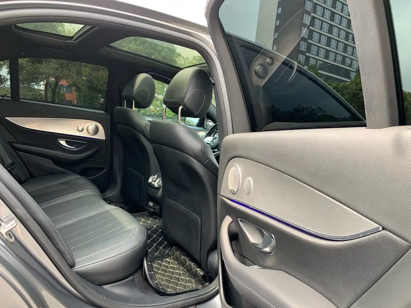 Mercedes-Benz E-Class (Import) 2020 E 260 Sport фото 16