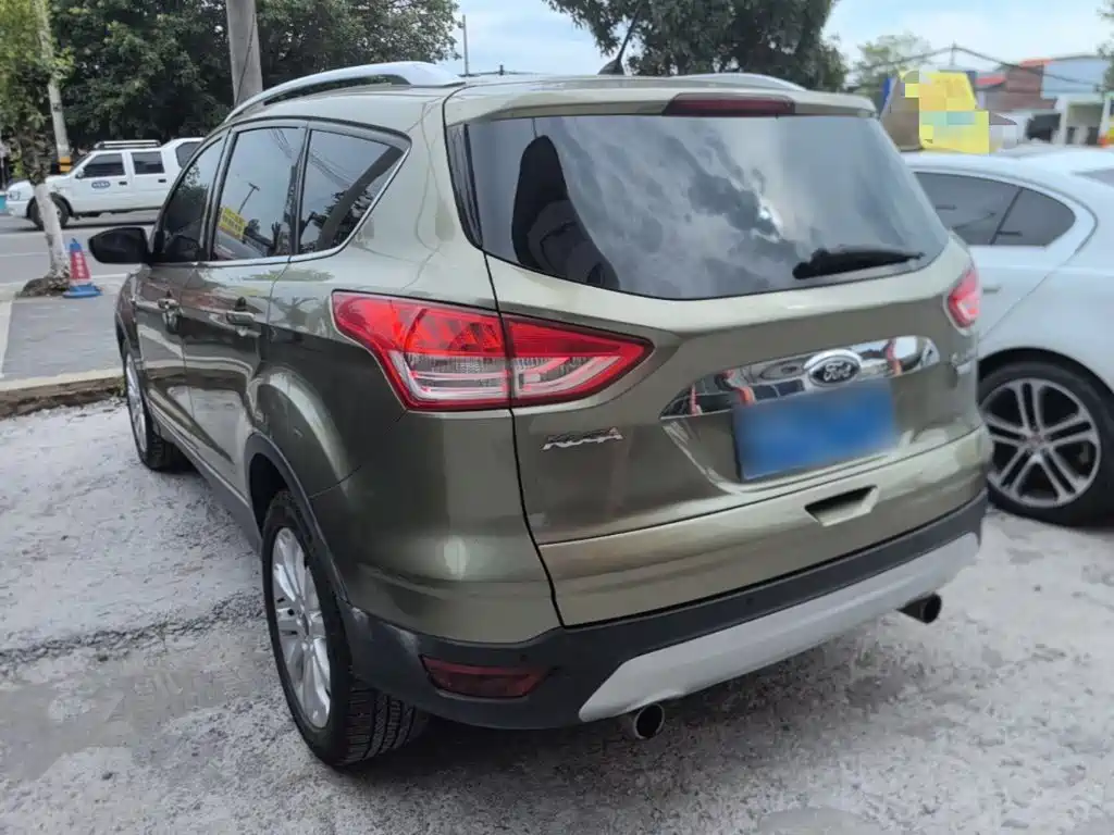 Фото 5 - Ford Kuga