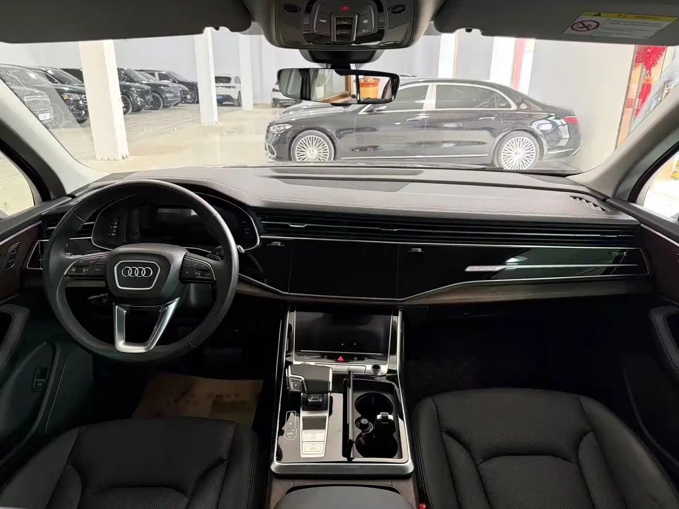 Фото 12 - Audi Q7