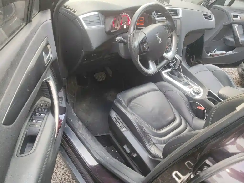 DS 6 2017 2016 1.6T Luxury THP160