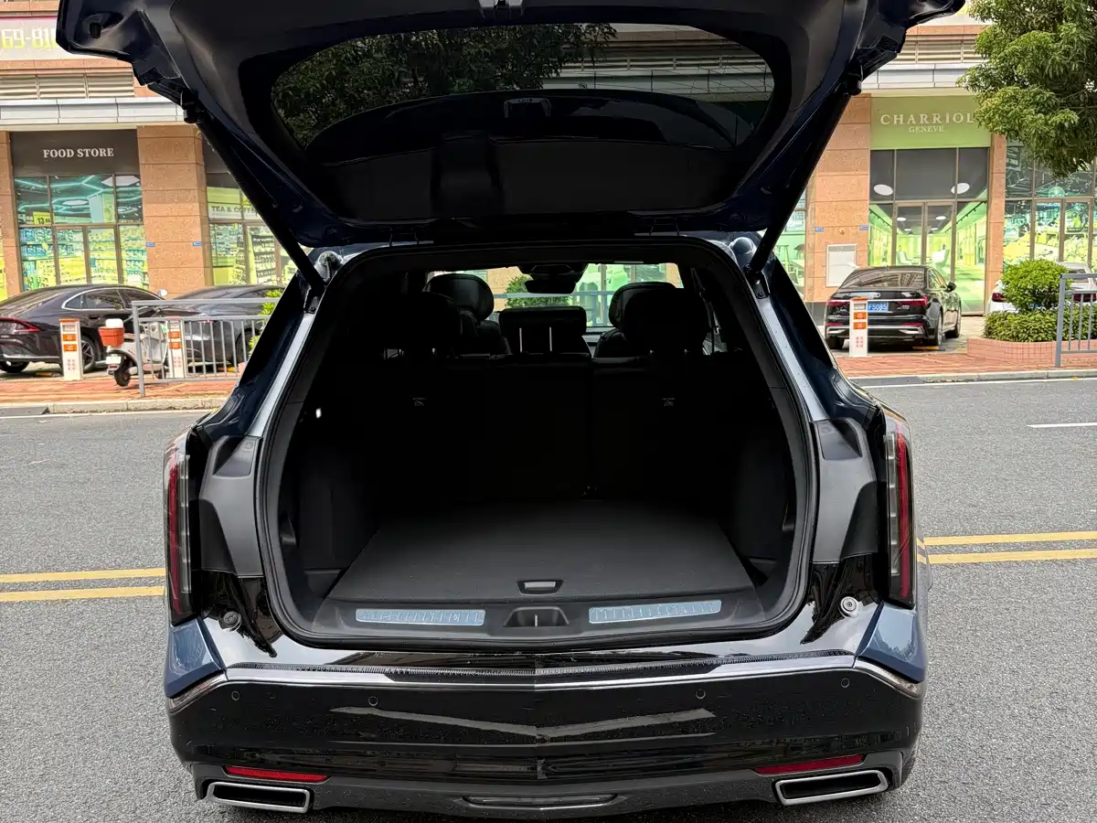 Cadillac XT5 2024 2025 2.0T Premium Model