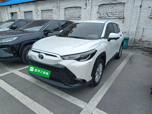 Toyota Frontlander 2.0L CVT, Элит