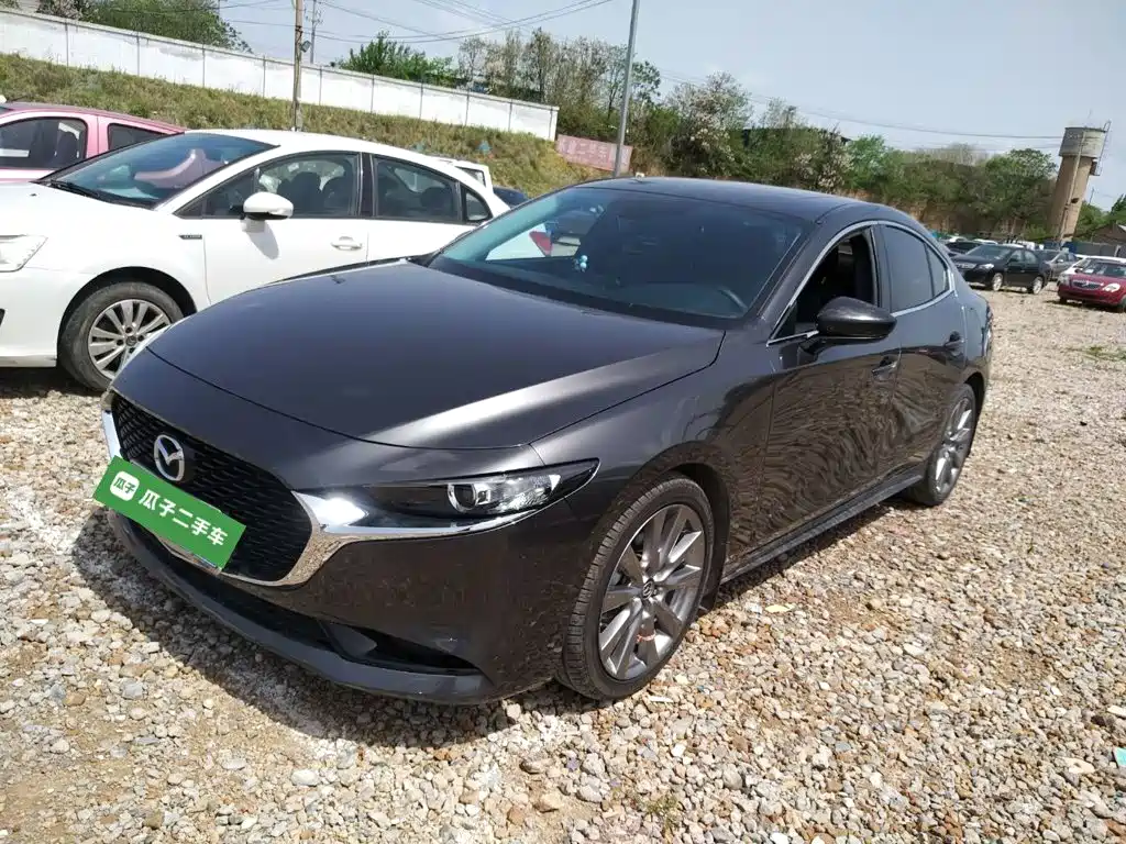  Mazda Mazda3 Axela 2021 2.0L Automatic Quality Shine