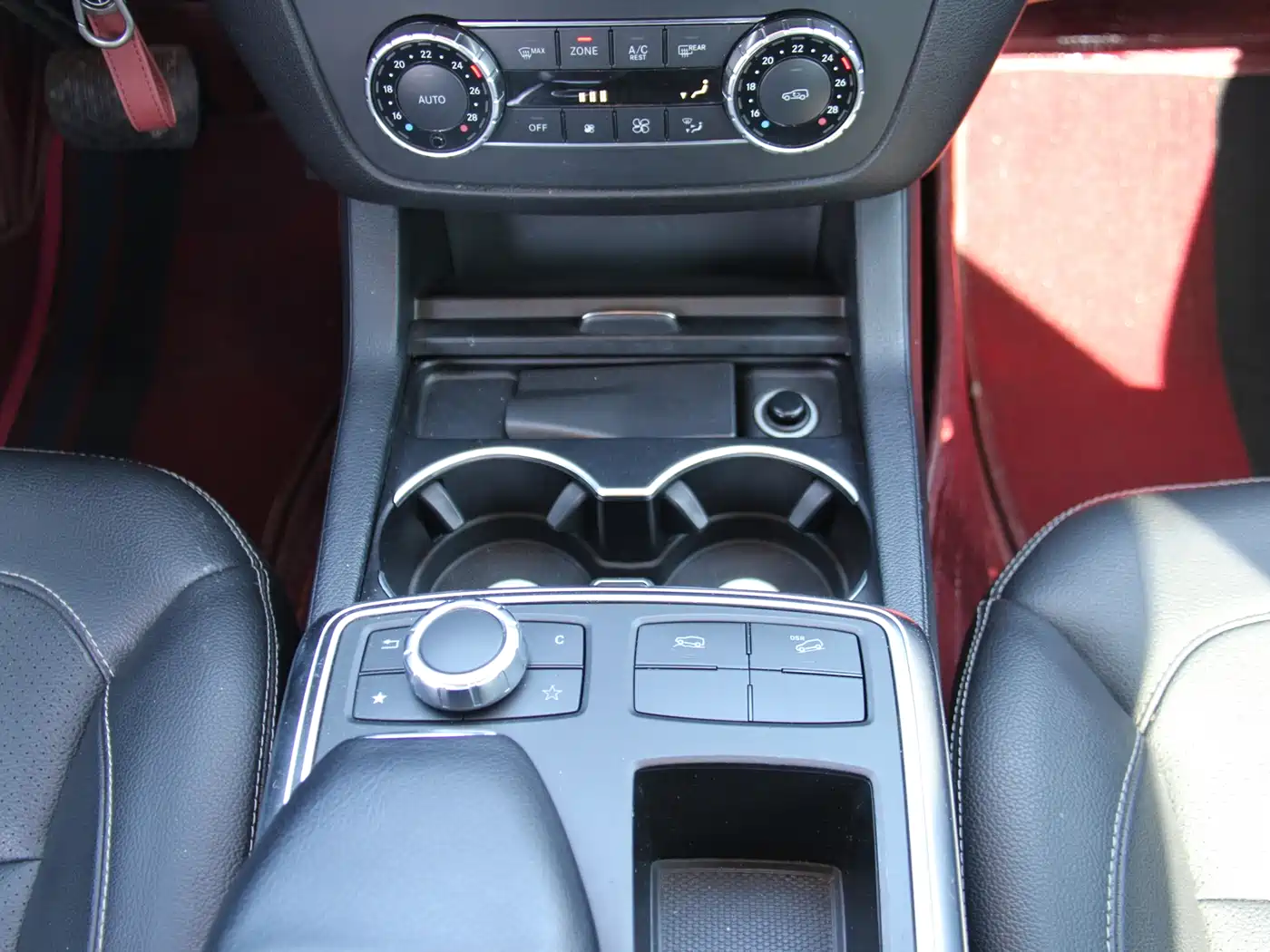 Mercedes-Benz M-Class 2014 ML 320 4MATIC фото 21