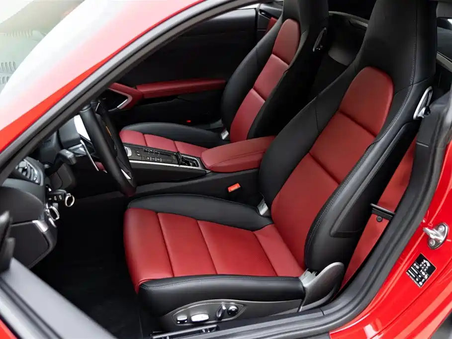 Porsche 718 2018 Cayman 2.0T фото 10