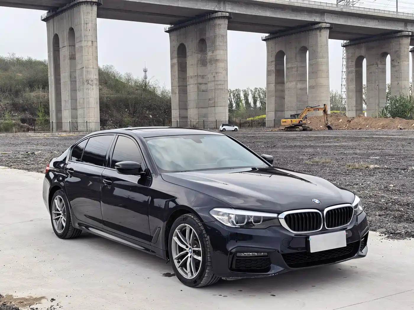 BMW 5 Series 2019 525Li M Sport Package фото 3