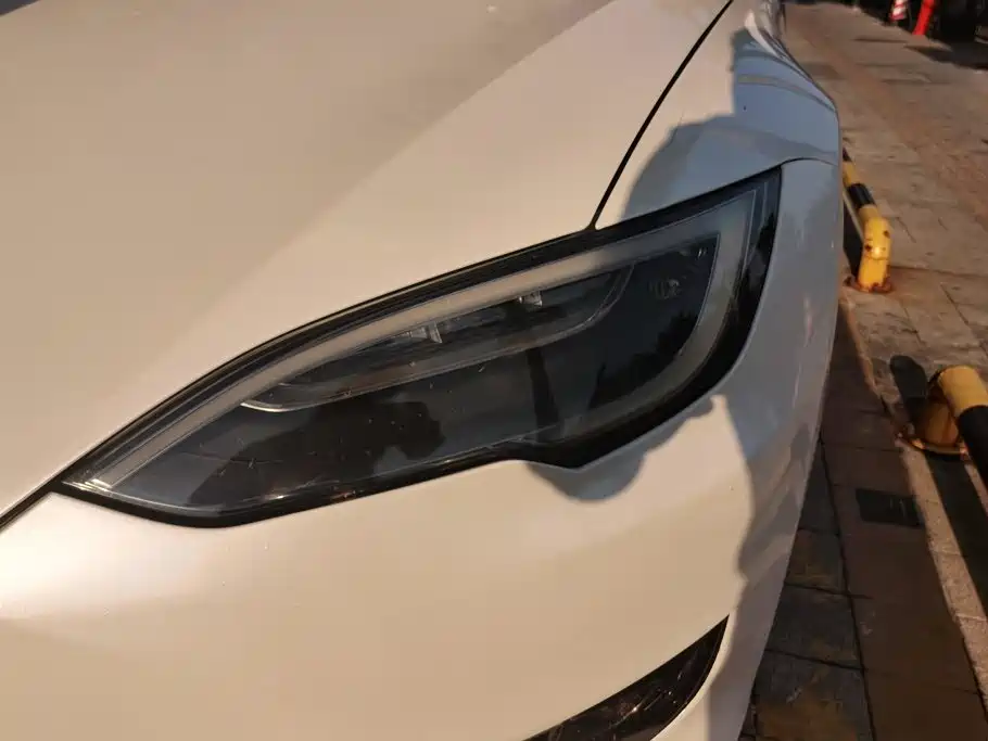 Фото 5 - Tesla Model S