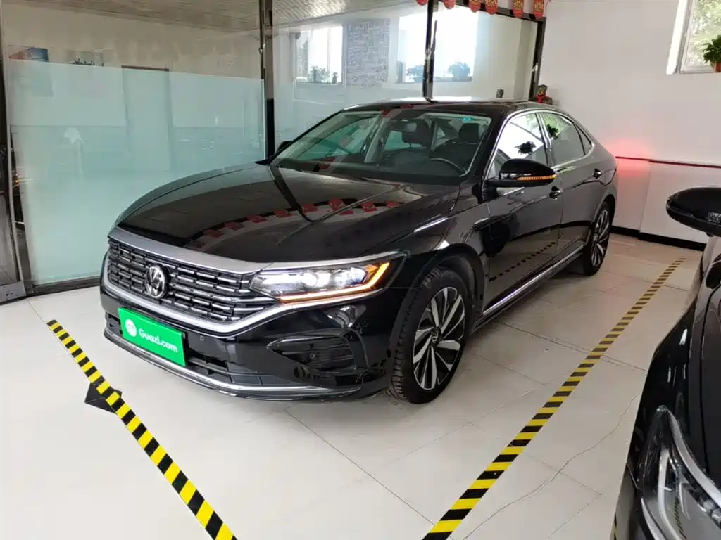Volkswagen Passat 2023 Facelift 330TSI Elite Edition