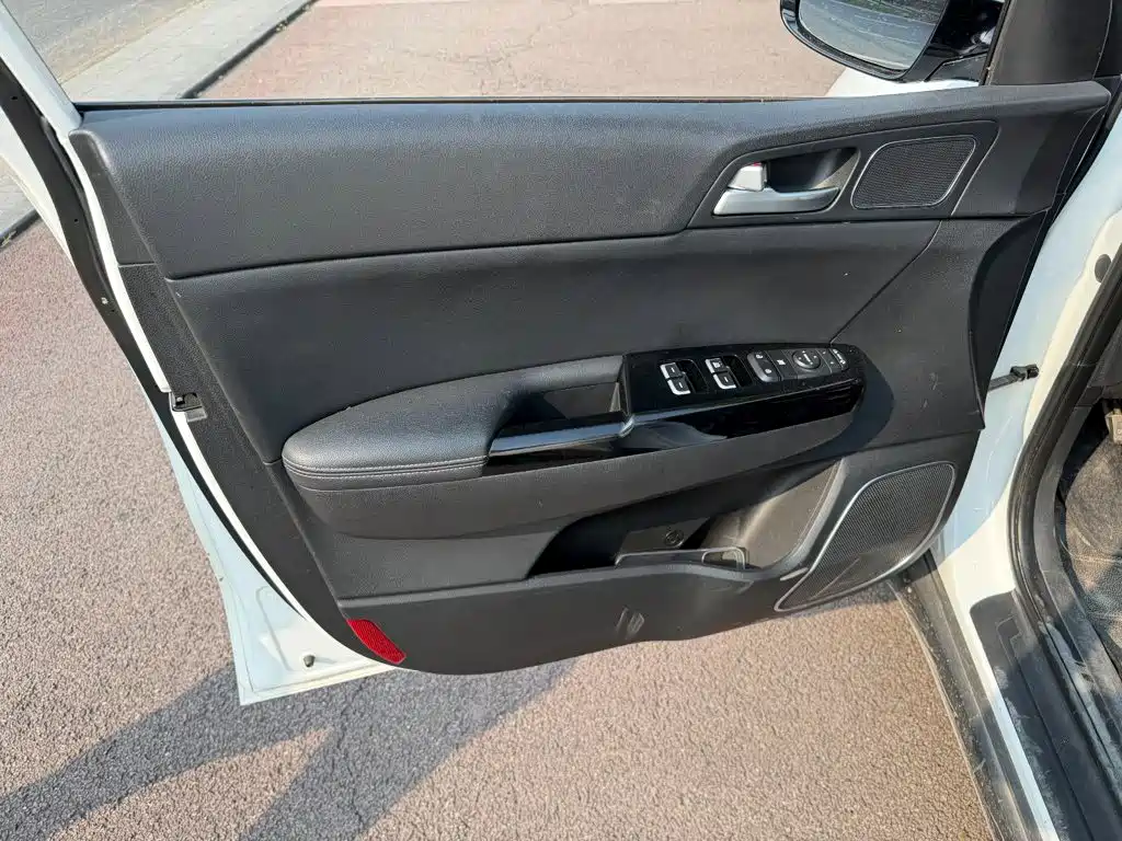 Kia KX5 2019 2016 Model 2.0L Automatic 2WD GLS