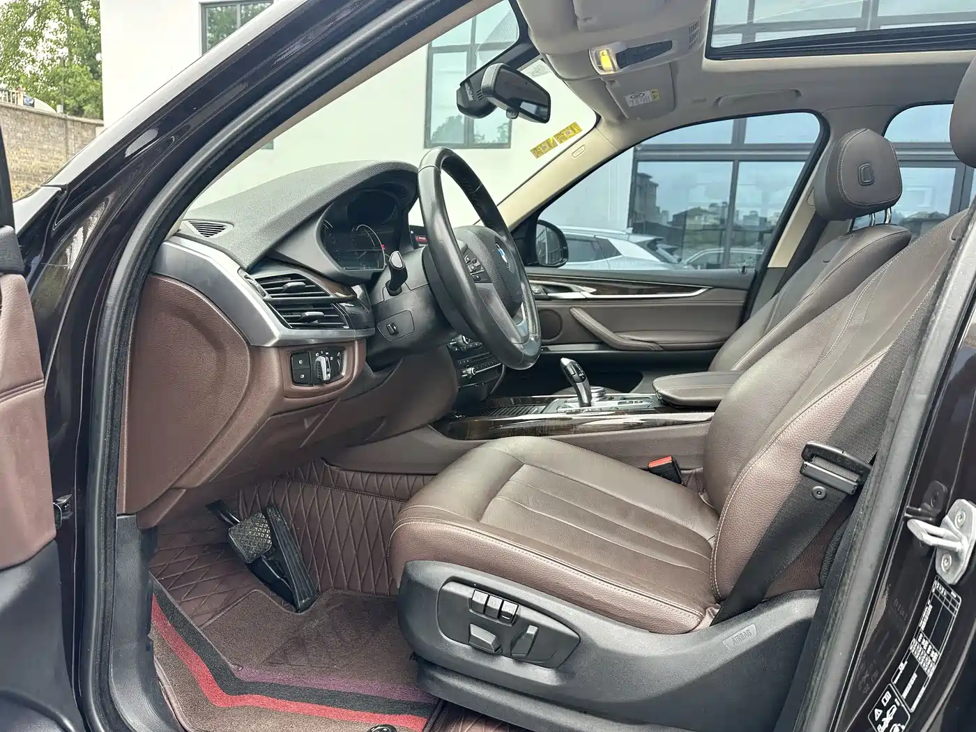 BMW X5 (Import) 2018 xDrive35i Elegant Model фото 4