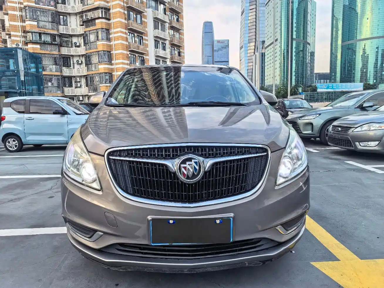 Фото 2 - Buick GL8
