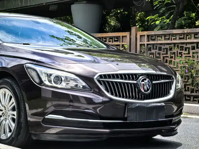 Buick LaCrosse 2016 Facelift 20T Leading — фото 5