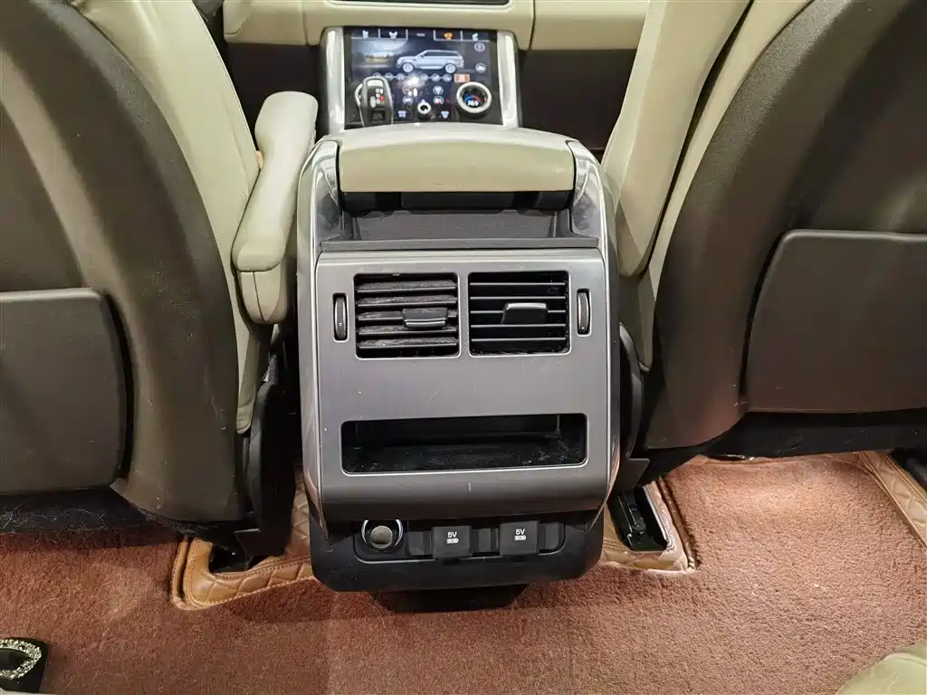 Land Rover Range Rover Sport PHEV 2020 P400e SE фото 14