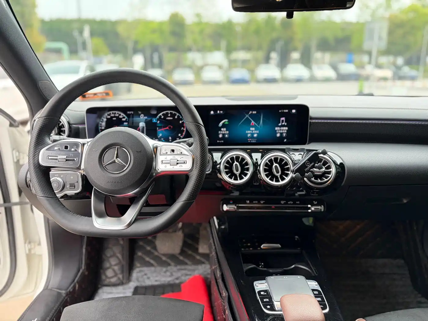 Mercedes-Benz A-Class 2020 A 200 L Sport Sedan фото 8