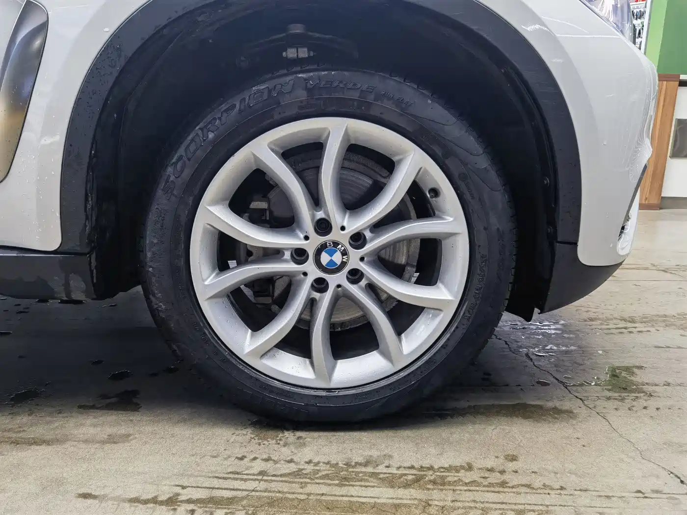 BMW X6 2018 xDrive28i фото 18