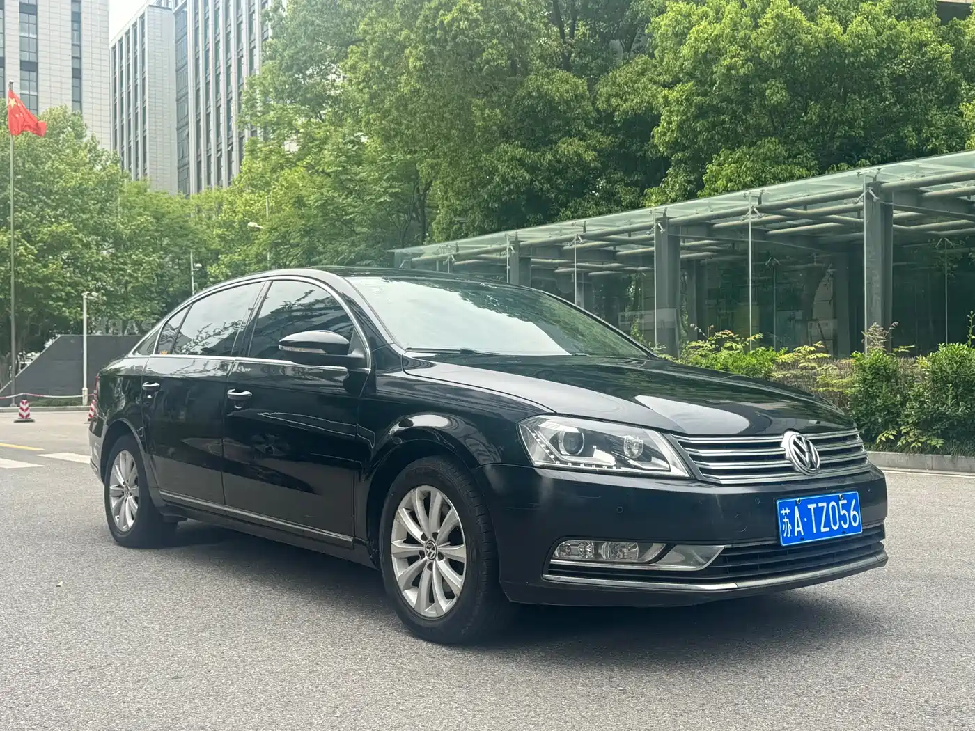 Volkswagen Magotan 2012 Facelift 1.8TSI Luxury фото 8