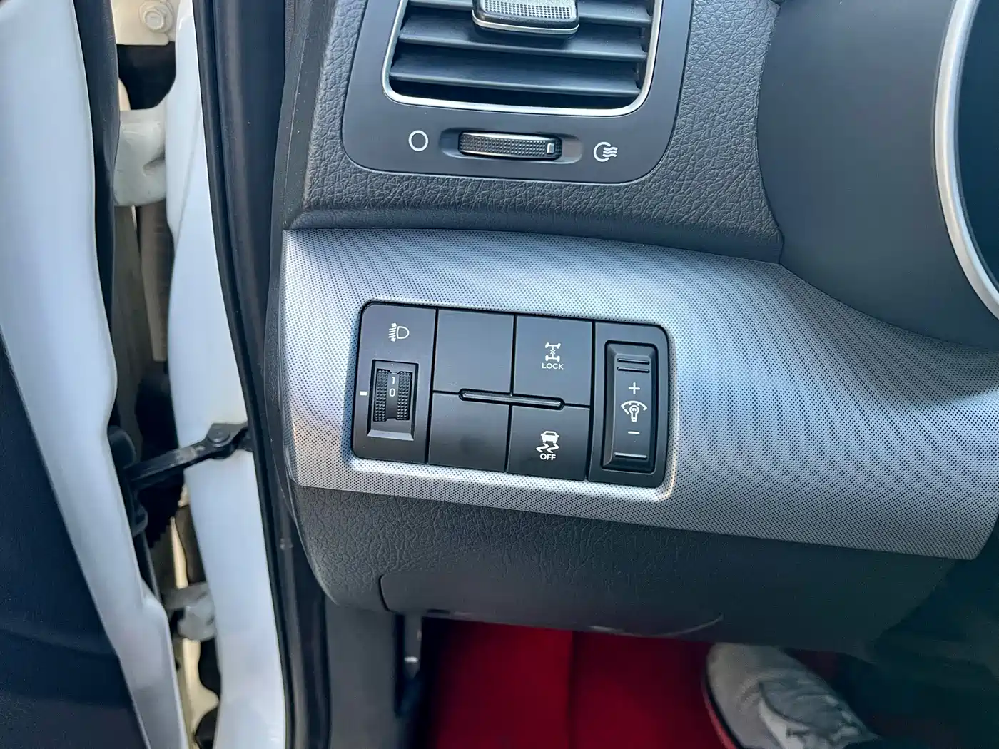 Kia Sorento 2013 2.4L 5-seat Gasoline Luxury (China IV) фото 15