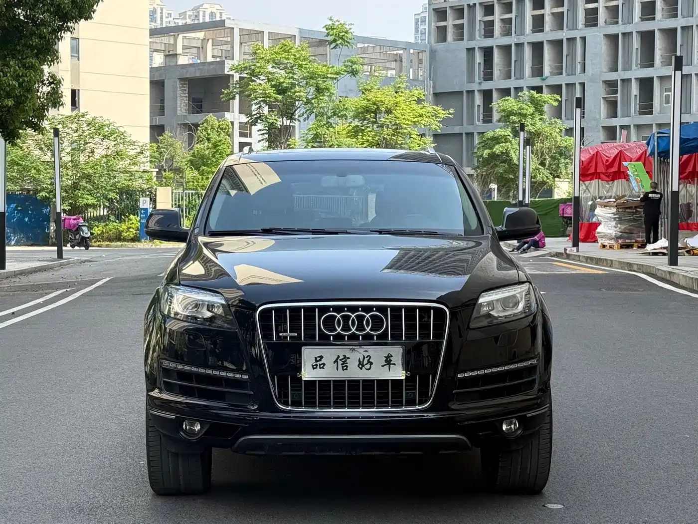 Фото 2 - Audi Q7