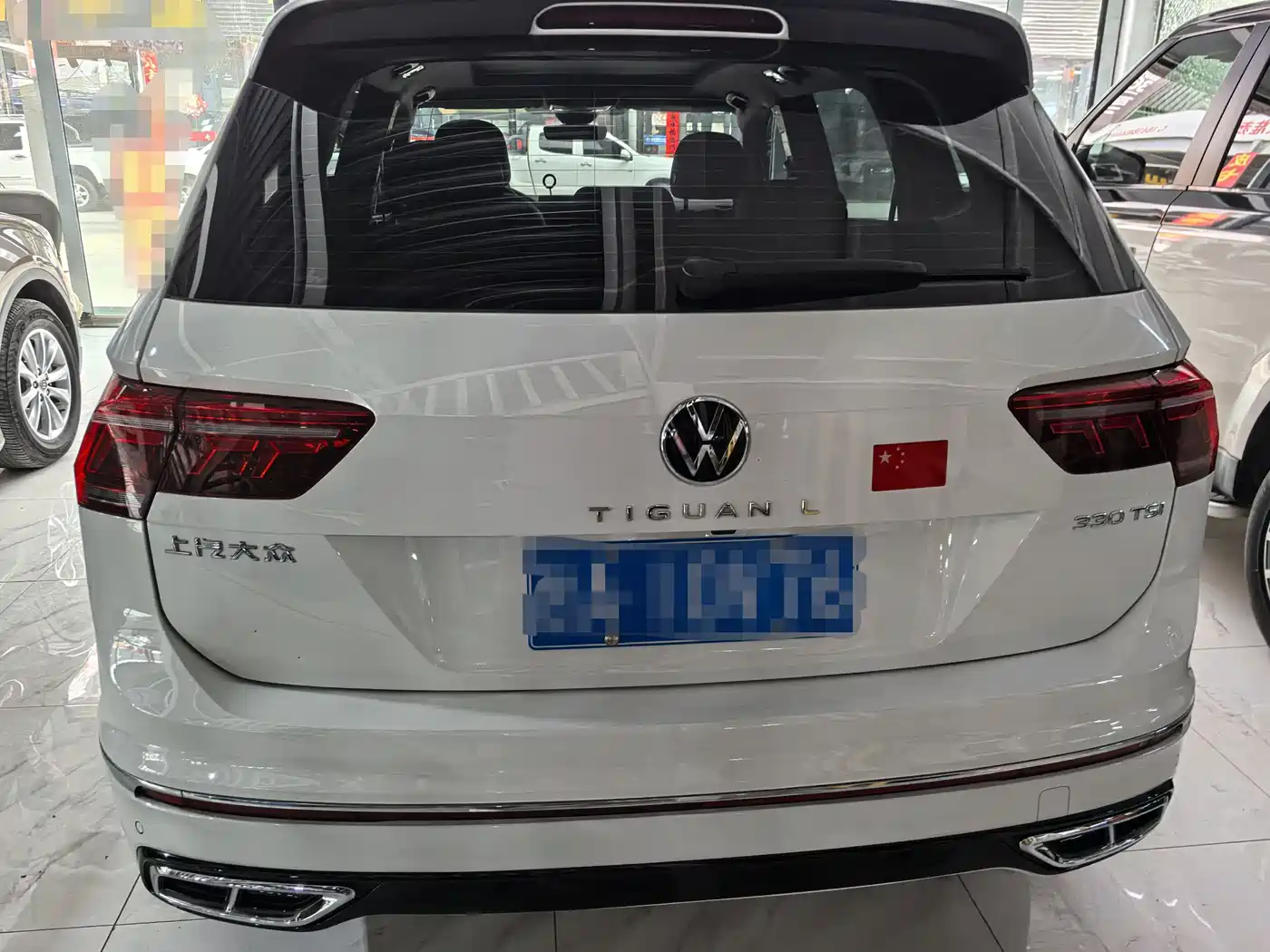 Volkswagen Tiguan L 2023 330TSI Auto 2WD R-Line Premium Edition фото 5